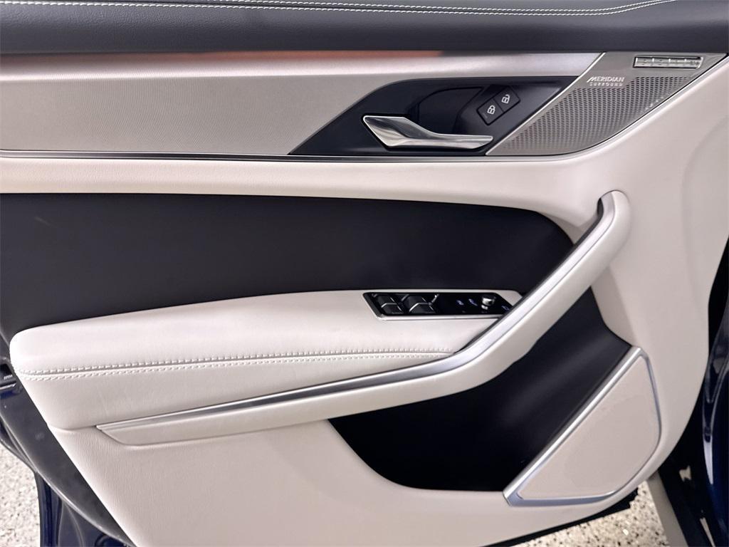 new 2026 Jaguar F-PACE car, priced at $76,928