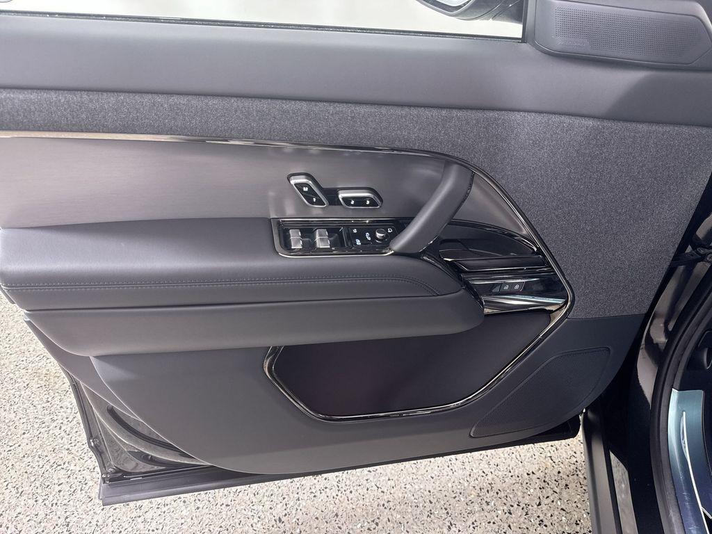 new 2026 Land Rover Range Rover Sport car, priced at $92,060
