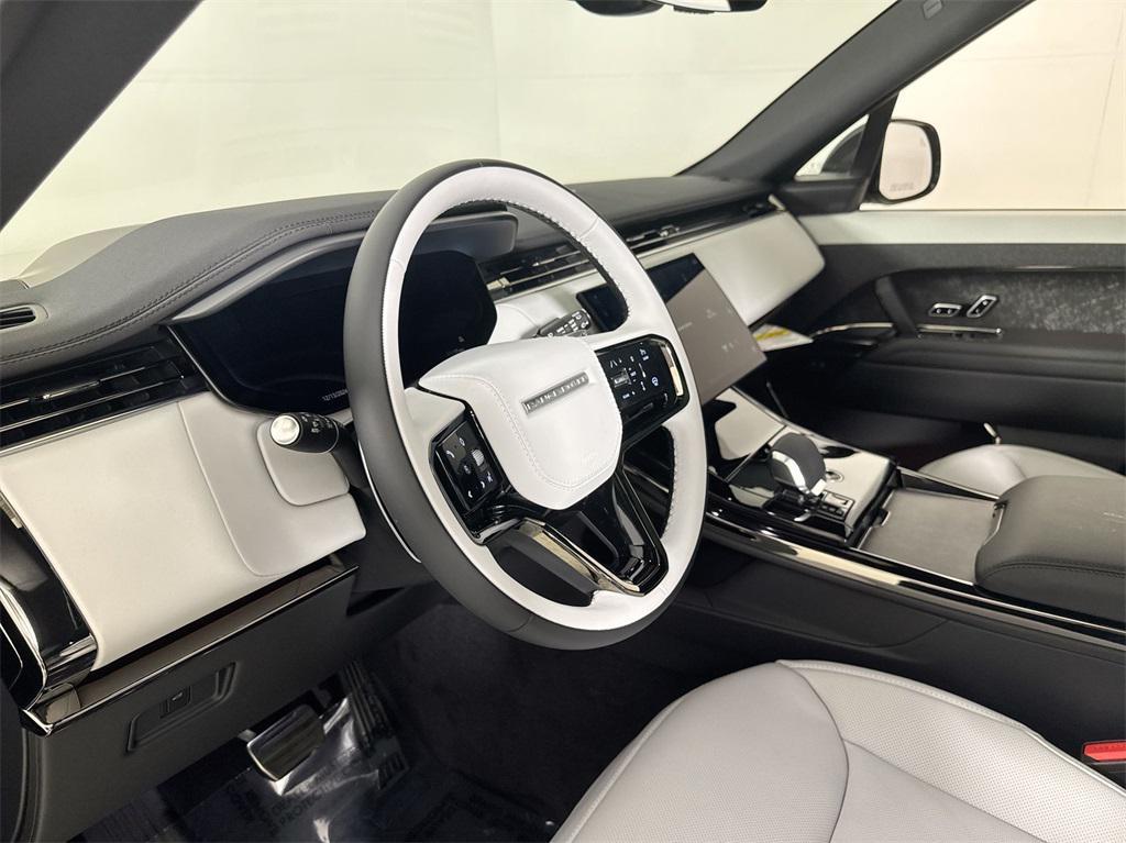 new 2025 Land Rover Range Rover Sport car, priced at $123,905