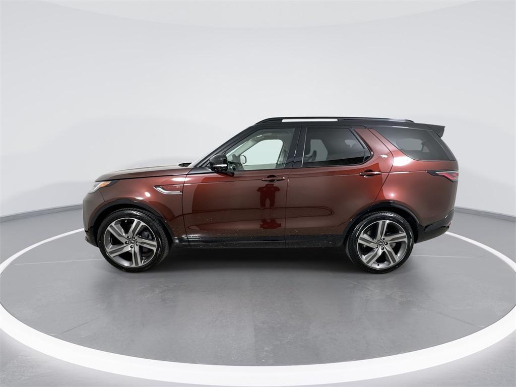 new 2026 Land Rover Discovery car, priced at $79,401