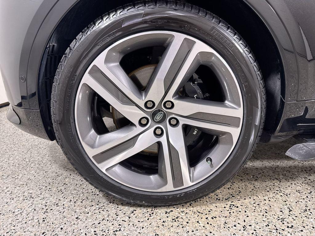 used 2024 Land Rover Discovery car, priced at $52,642