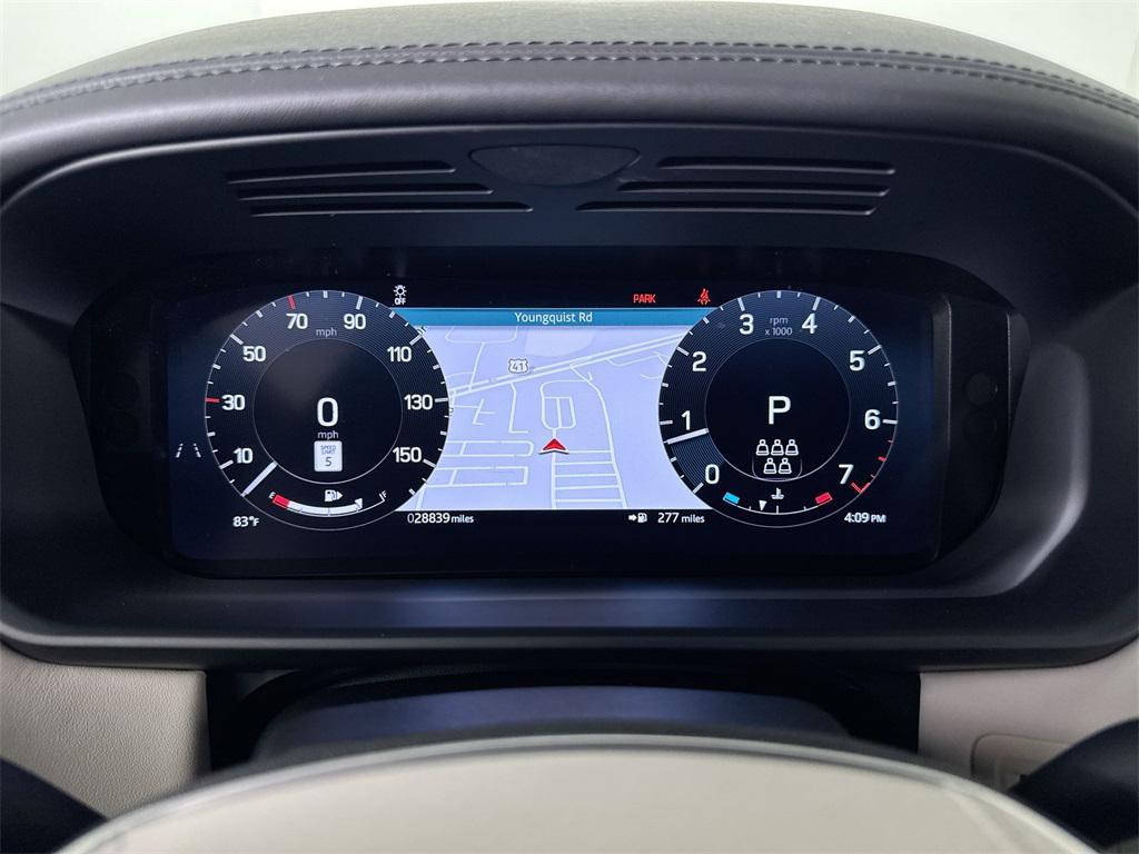 used 2024 Land Rover Discovery car, priced at $57,279