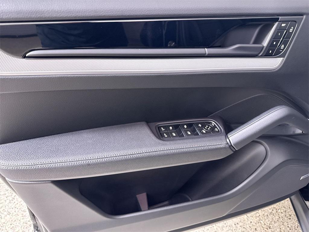 used 2024 Porsche Cayenne car, priced at $70,224