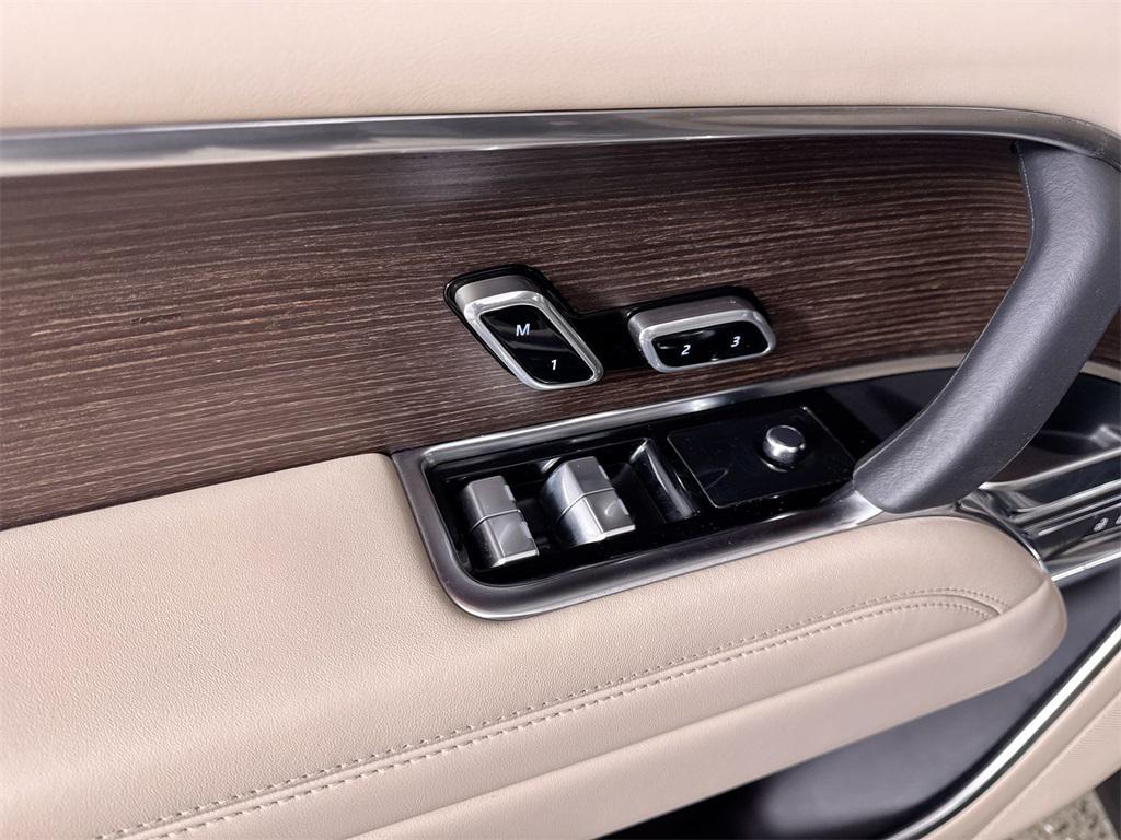 used 2023 Land Rover Range Rover car, priced at $91,924