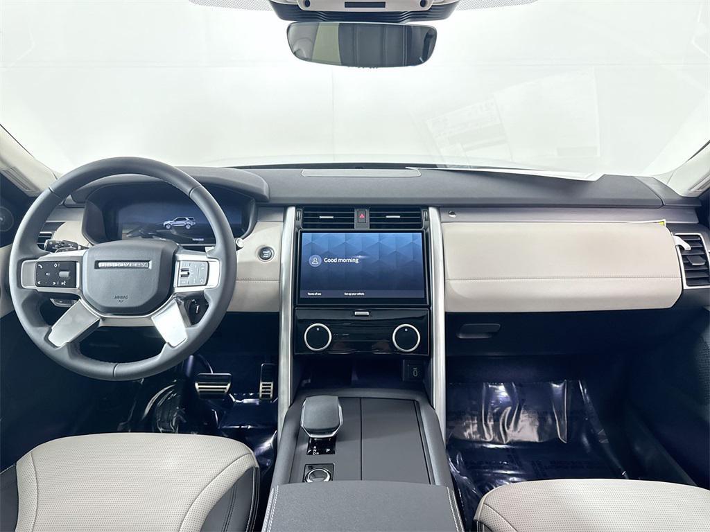 new 2026 Land Rover Discovery car, priced at $72,261