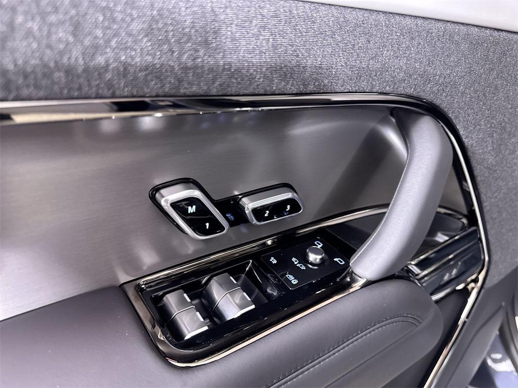 new 2025 Land Rover Range Rover Sport car, priced at $117,330