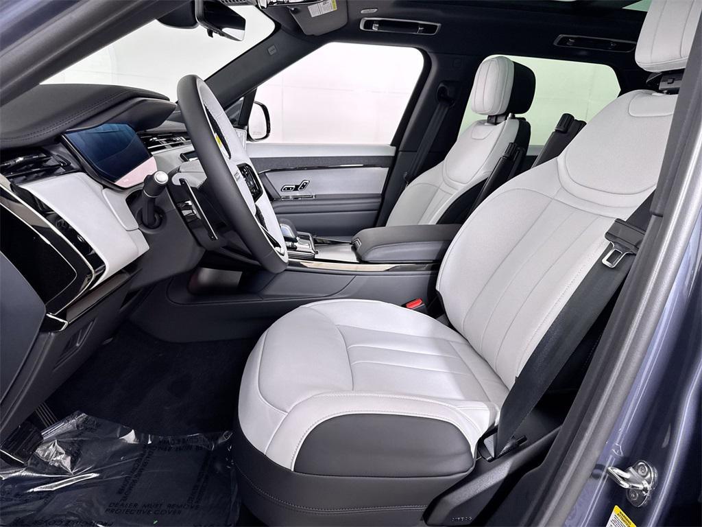 new 2025 Land Rover Range Rover Sport car, priced at $117,330