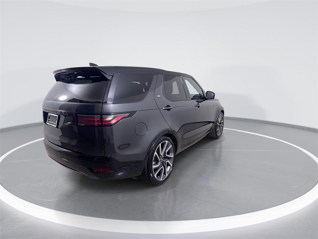 new 2025 Land Rover Discovery car, priced at $75,943