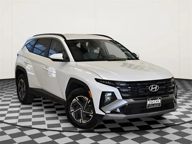 used 2025 Hyundai TUCSON Hybrid car, priced at $22,498