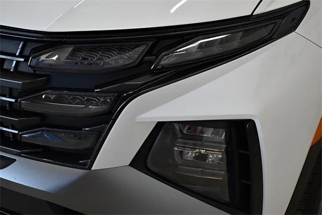 used 2025 Hyundai TUCSON Hybrid car, priced at $22,498