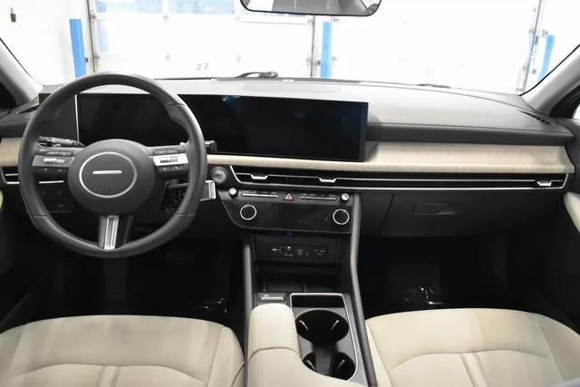 used 2025 Hyundai Sonata Hybrid car, priced at $22,498