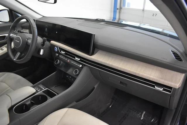 used 2025 Hyundai Sonata Hybrid car, priced at $22,498