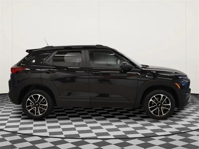 used 2025 Chevrolet TrailBlazer car, priced at $20,798