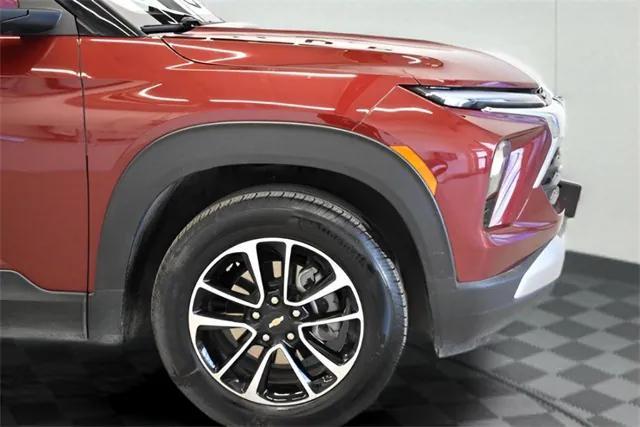 used 2025 Chevrolet TrailBlazer car, priced at $21,498