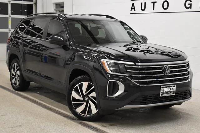 used 2024 Volkswagen Atlas car, priced at $25,998