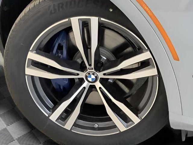 new 2026 BMW X7 car, priced at $124,229