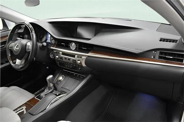 used 2017 Lexus ES 350 car, priced at $20,998