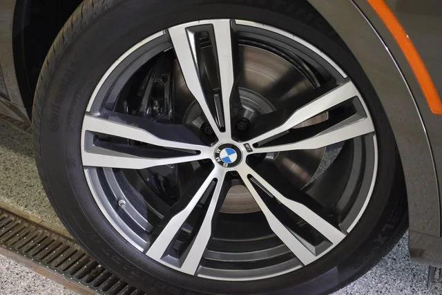 new 2026 BMW X7 car, priced at $94,865