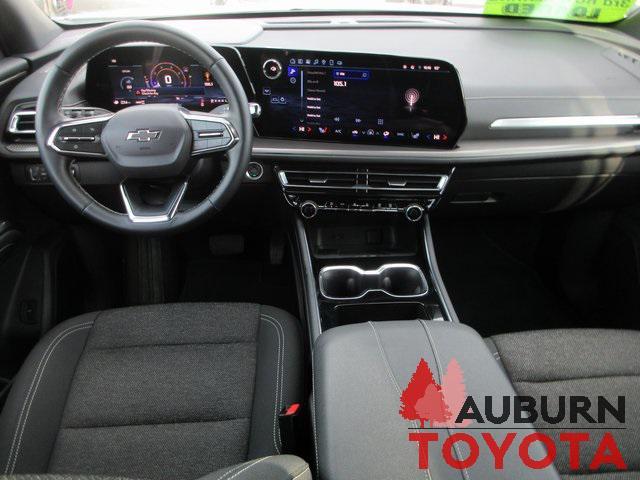 used 2025 Chevrolet Traverse car, priced at $36,488