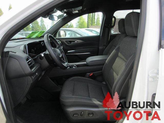 used 2025 Chevrolet Traverse car, priced at $36,488