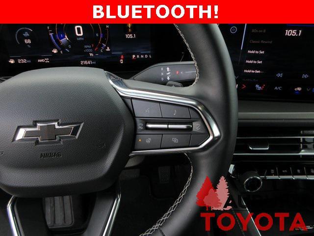 used 2025 Chevrolet Traverse car, priced at $36,488