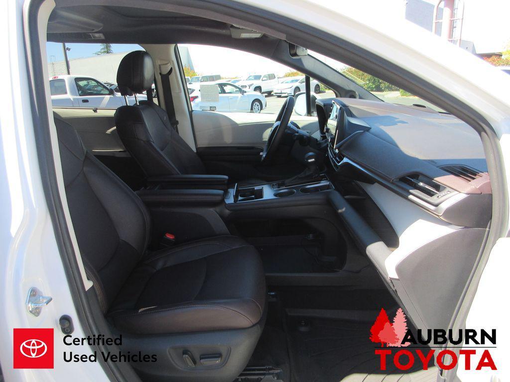 used 2023 Toyota Sienna car, priced at $49,988