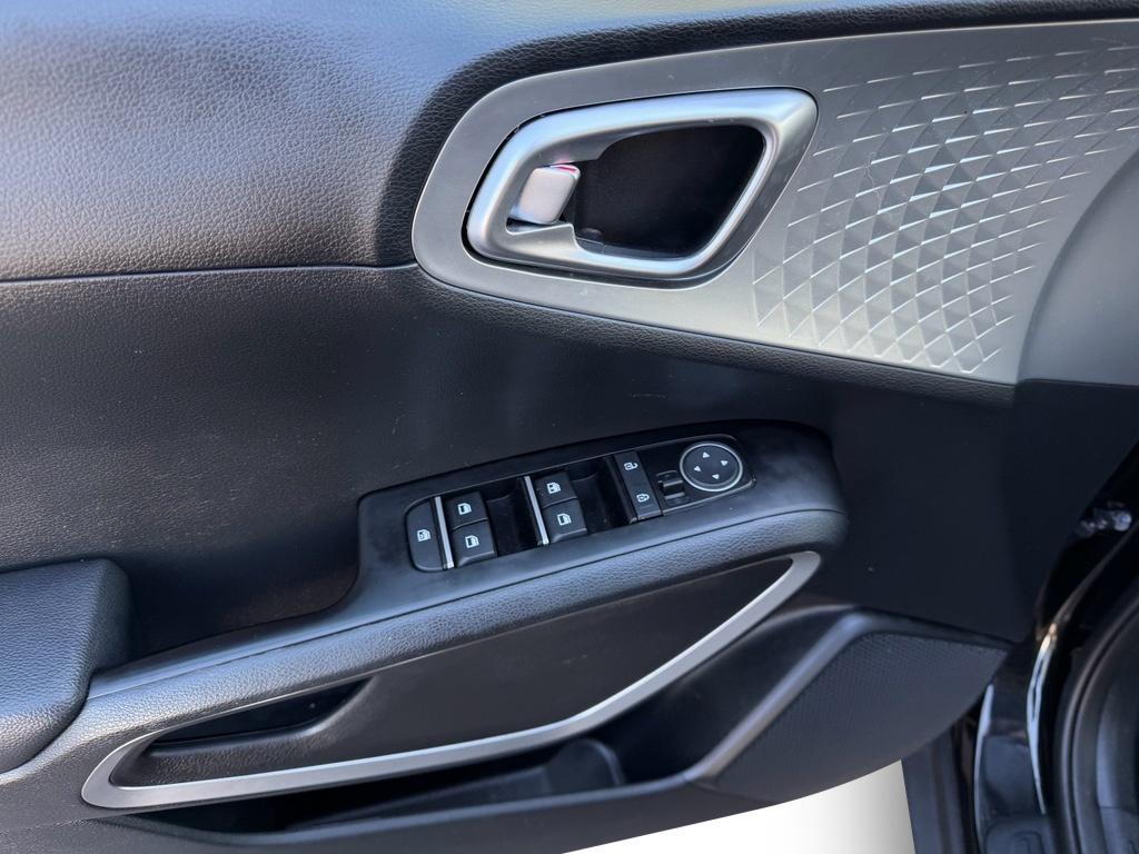 used 2023 Kia Soul car, priced at $16,721