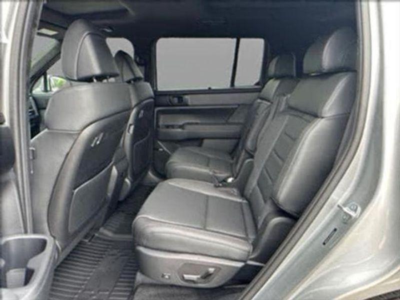 new 2025 Hyundai SANTA FE HEV car, priced at $46,315