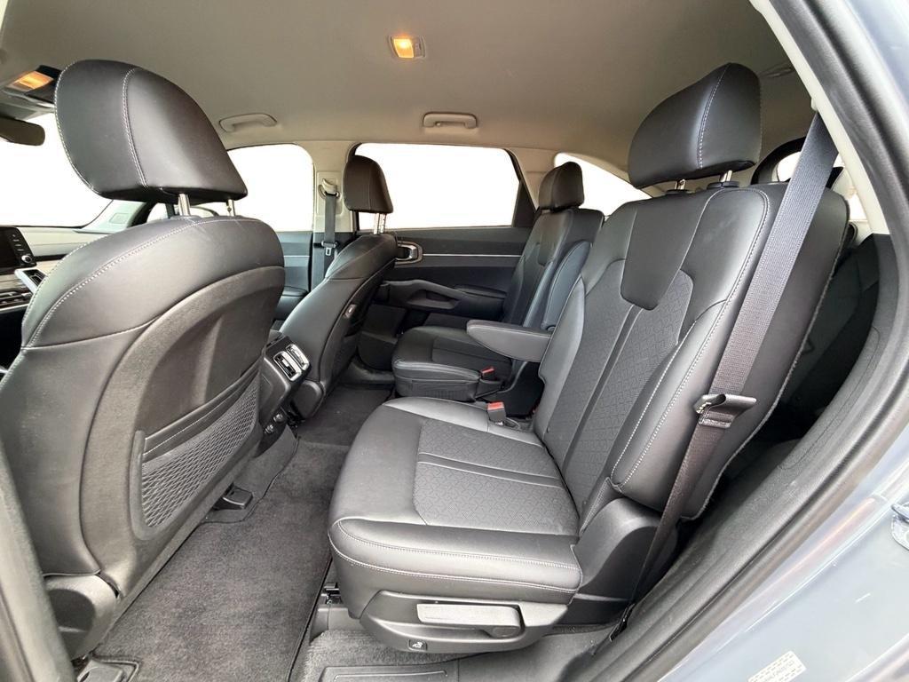 used 2022 Kia Sorento car, priced at $27,250