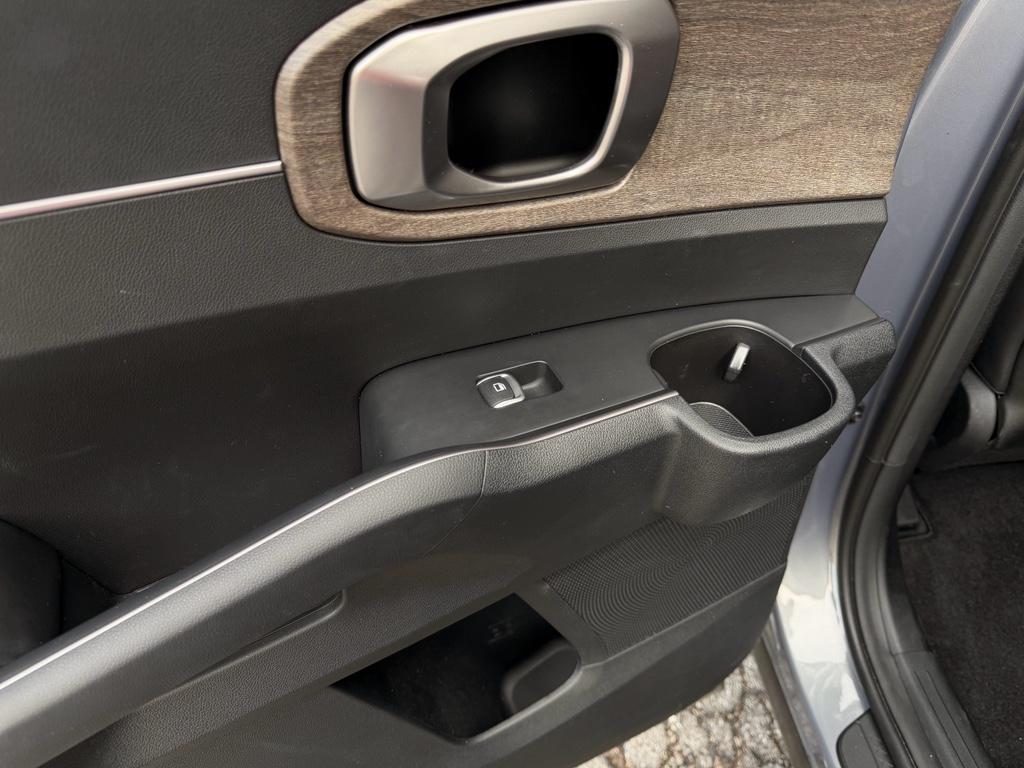 used 2022 Kia Sorento car, priced at $27,250