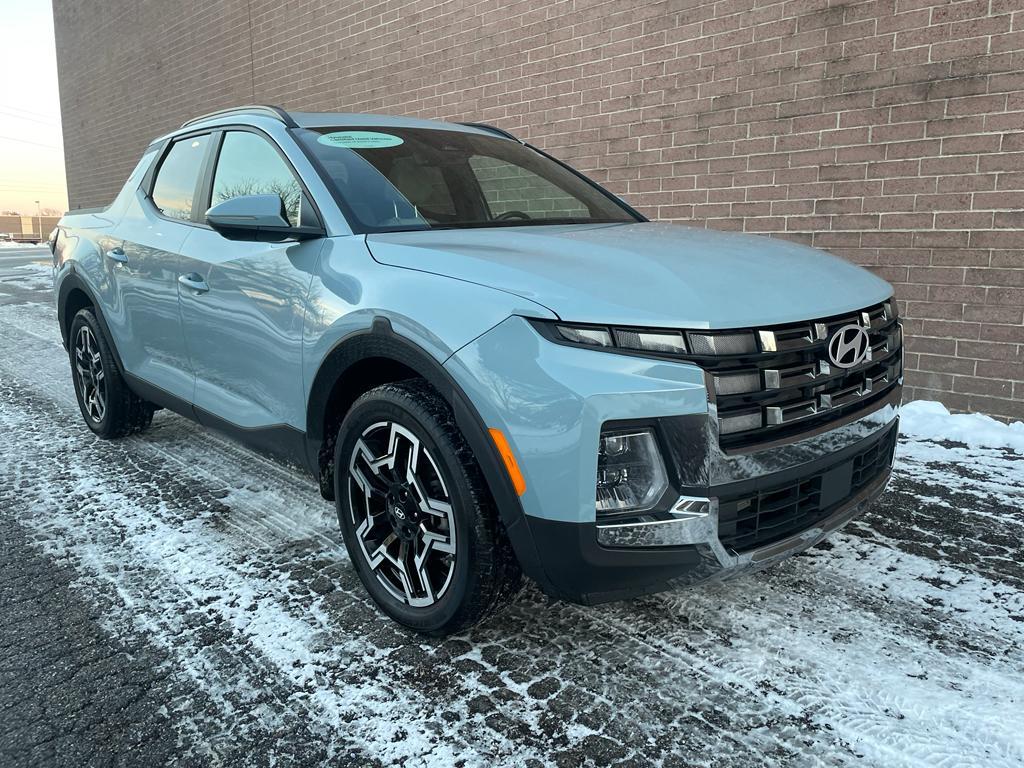 used 2025 Hyundai SANTA CRUZ car, priced at $36,987