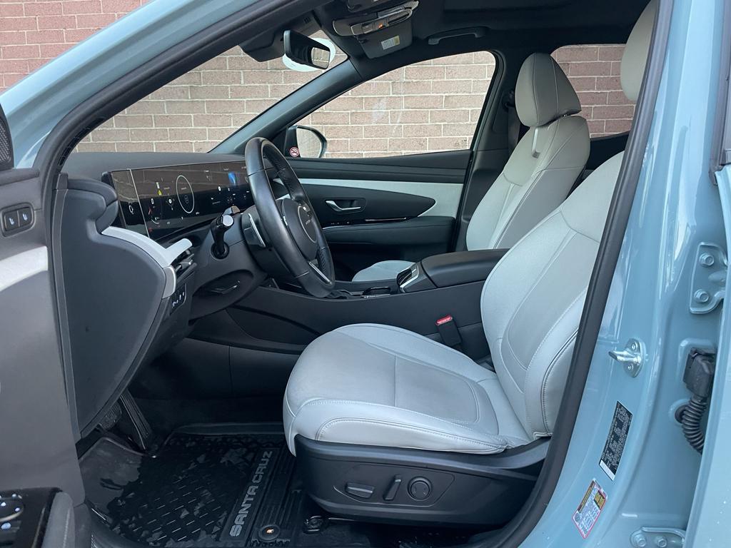 used 2025 Hyundai SANTA CRUZ car, priced at $36,987