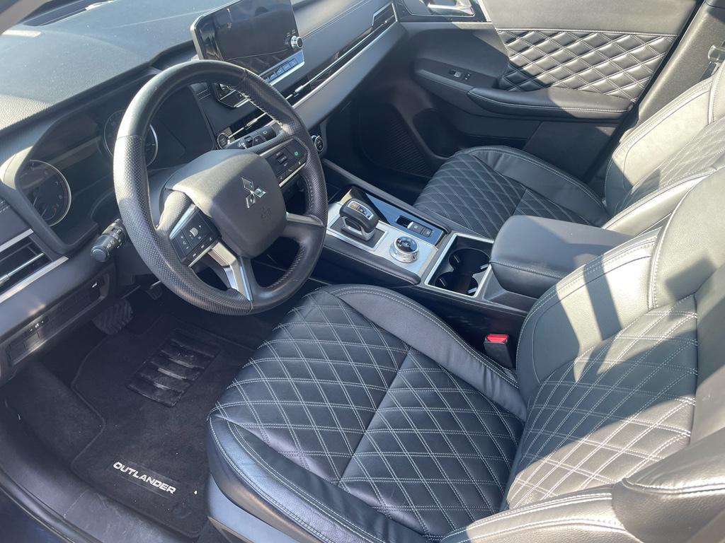 used 2022 Mitsubishi Outlander car, priced at $23,924