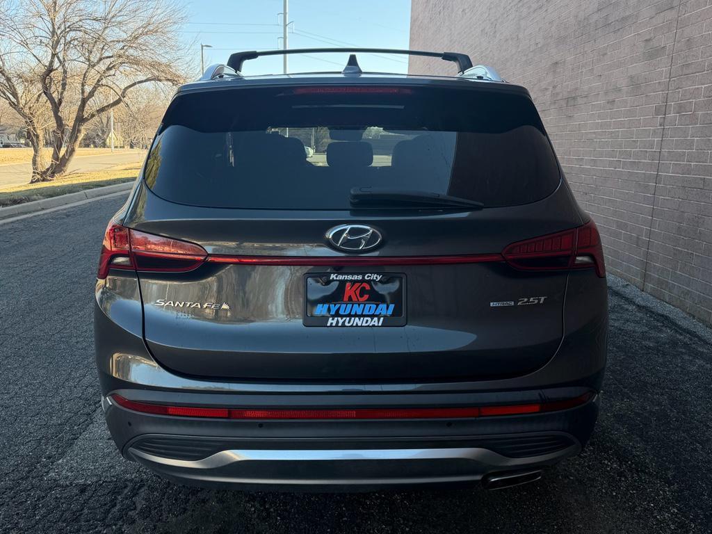 used 2022 Hyundai Santa Fe car, priced at $25,997