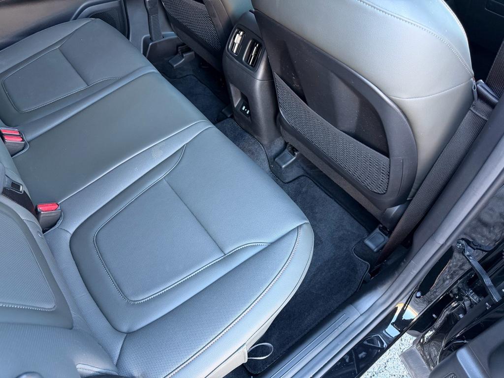 used 2025 Hyundai SANTA CRUZ car, priced at $37,146