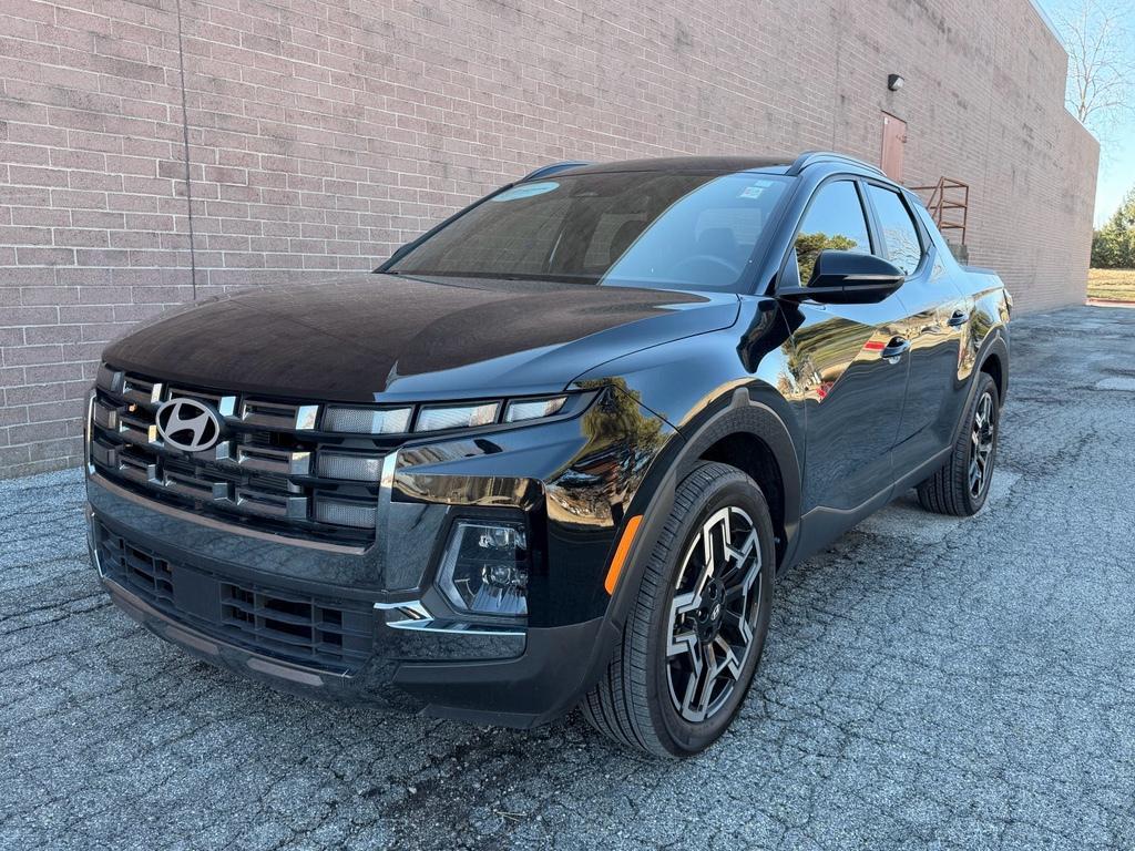 used 2025 Hyundai SANTA CRUZ car, priced at $37,146