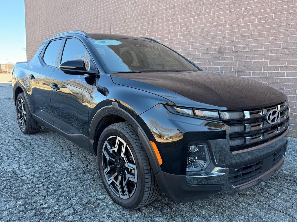 used 2025 Hyundai SANTA CRUZ car, priced at $37,146