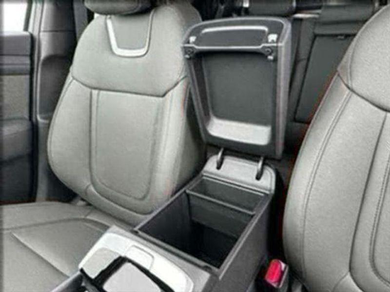 used 2025 Hyundai SANTA CRUZ car, priced at $40,330