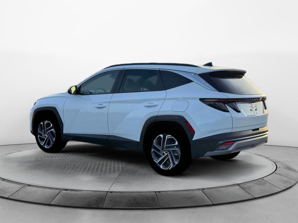 new 2026 Hyundai TUCSON Hybrid car, priced at $41,053