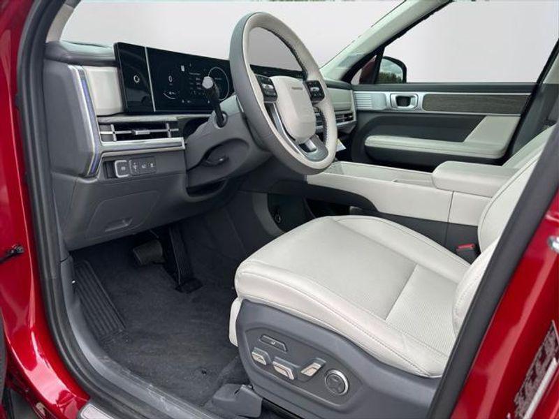 used 2025 Hyundai Santa Fe car, priced at $42,260