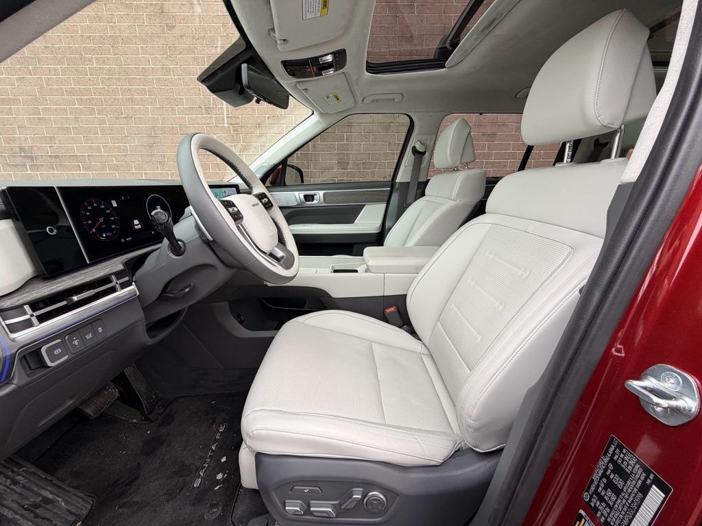 used 2025 Hyundai Santa Fe car, priced at $41,995
