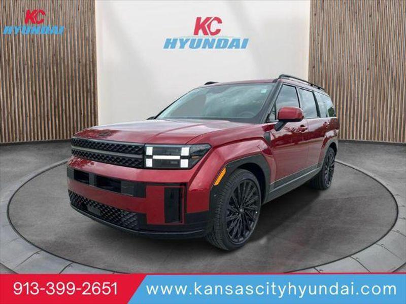 used 2025 Hyundai Santa Fe car, priced at $42,260