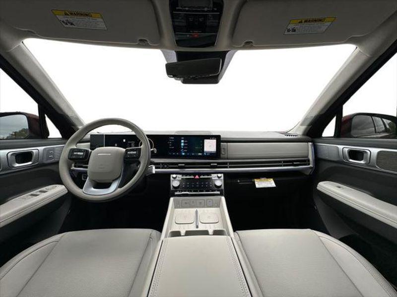used 2025 Hyundai Santa Fe car, priced at $42,260