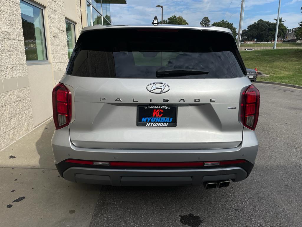 used 2025 Hyundai Palisade car, priced at $45,779