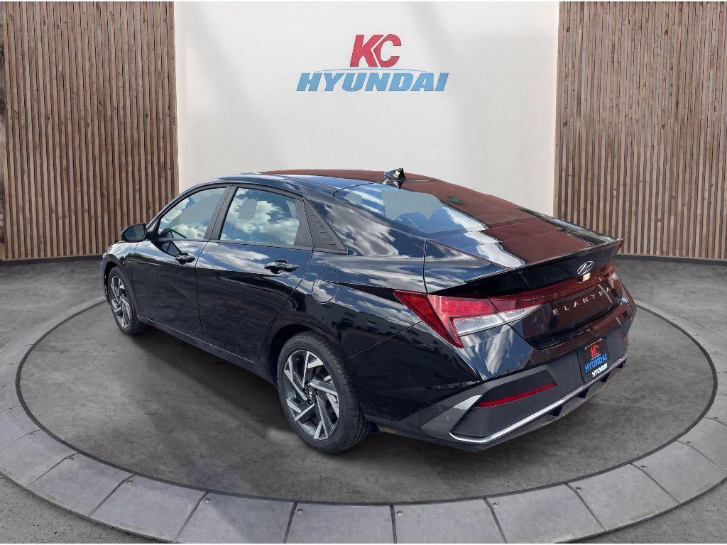 new 2025 Hyundai Elantra car, priced at $23,708