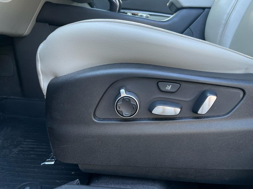 used 2019 Cadillac XT4 car, priced at $18,689