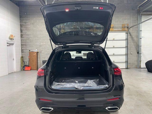 new 2026 Mercedes-Benz GLC 300 car, priced at $62,585