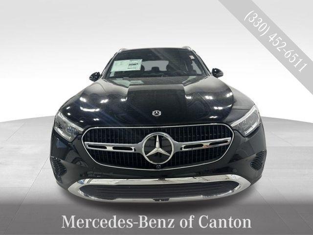 new 2026 Mercedes-Benz GLC 300 car, priced at $59,670
