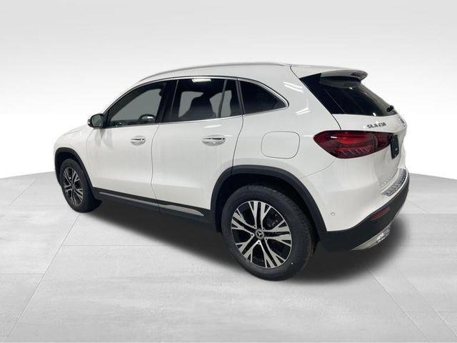 new 2026 Mercedes-Benz GLA 250 car, priced at $49,330
