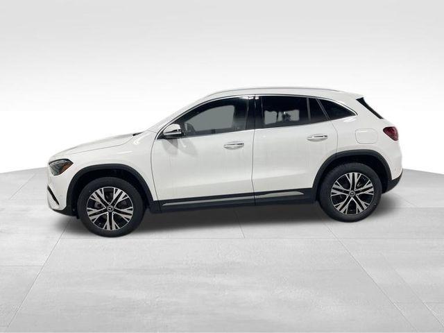new 2026 Mercedes-Benz GLA 250 car, priced at $49,330